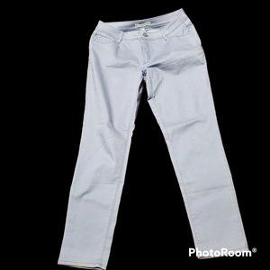 LAST CHANCE! Cato Womens Light Gray Skinny Jeans Pants